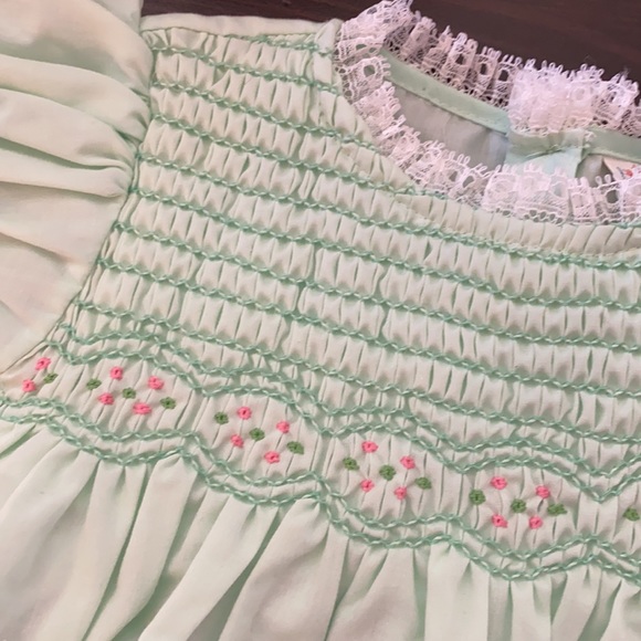 Samara mint green vintage dress 12 months baby smocked dots - Picture 2 of 6